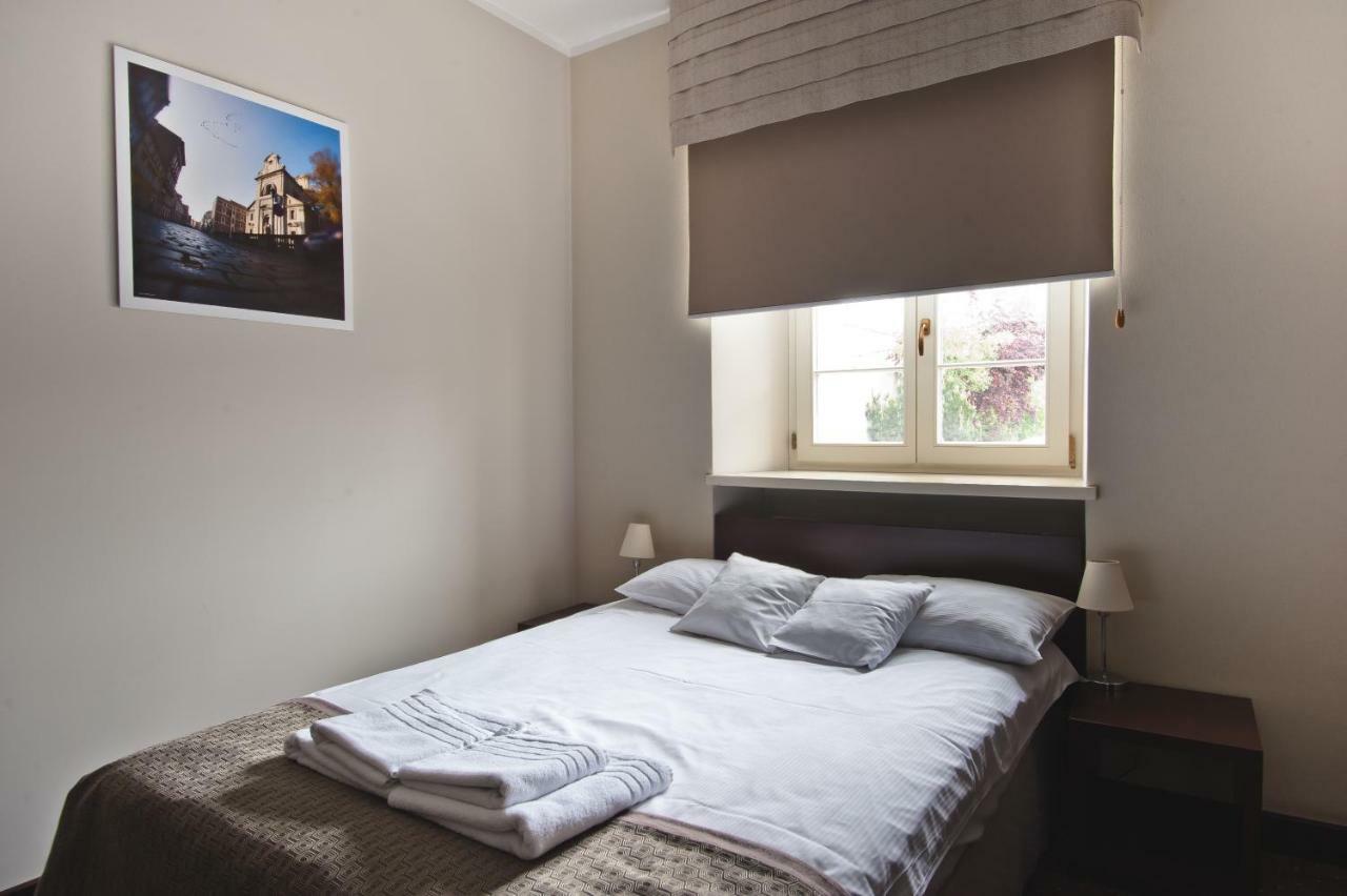 B&B Wieniawa Parking I Sniadanie W Cenie! Breakfast And Parking Included! Leszno  Exterior photo